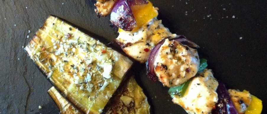 Brochettes de poulet et poivrons