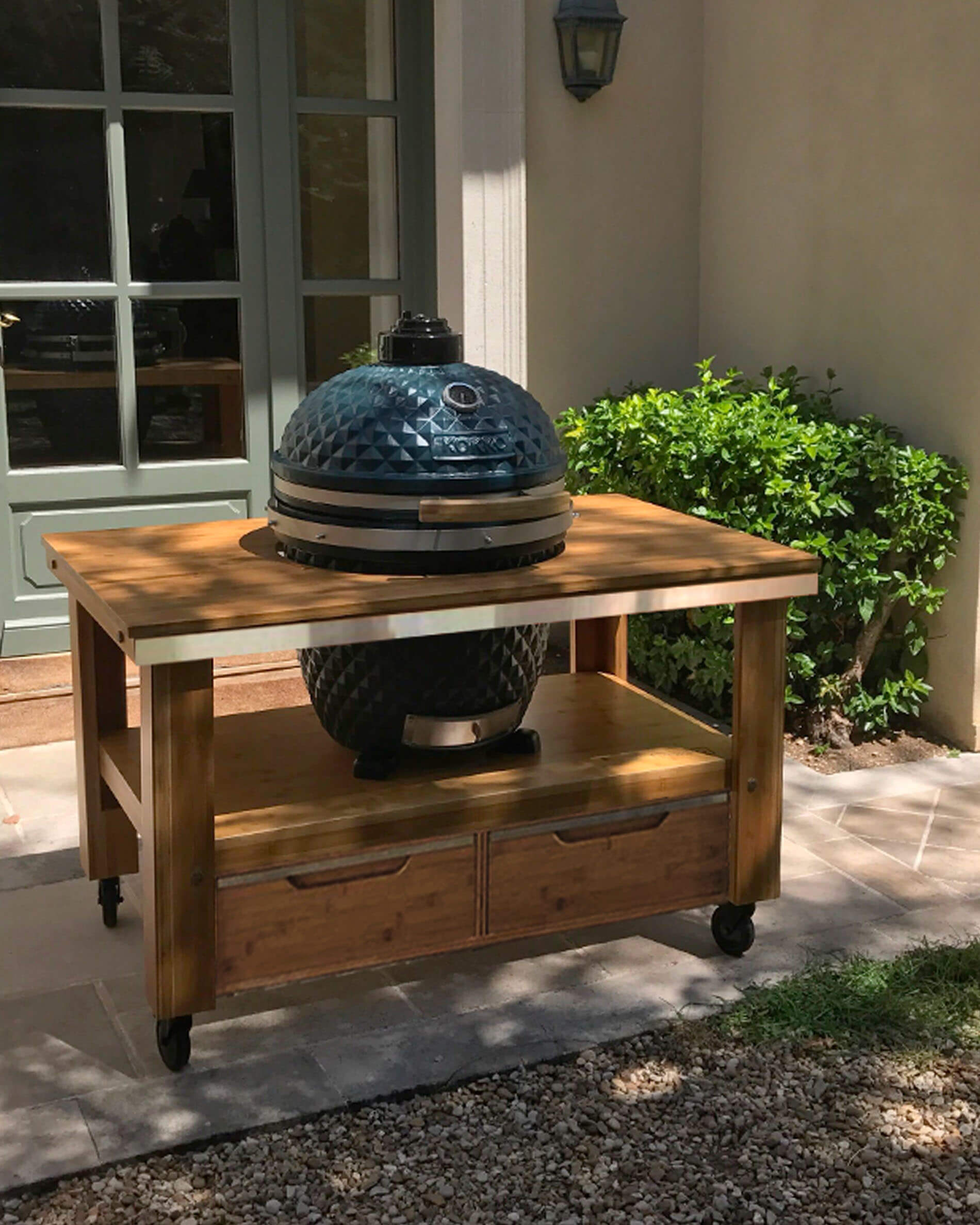 Chariot bois avec tiroirs