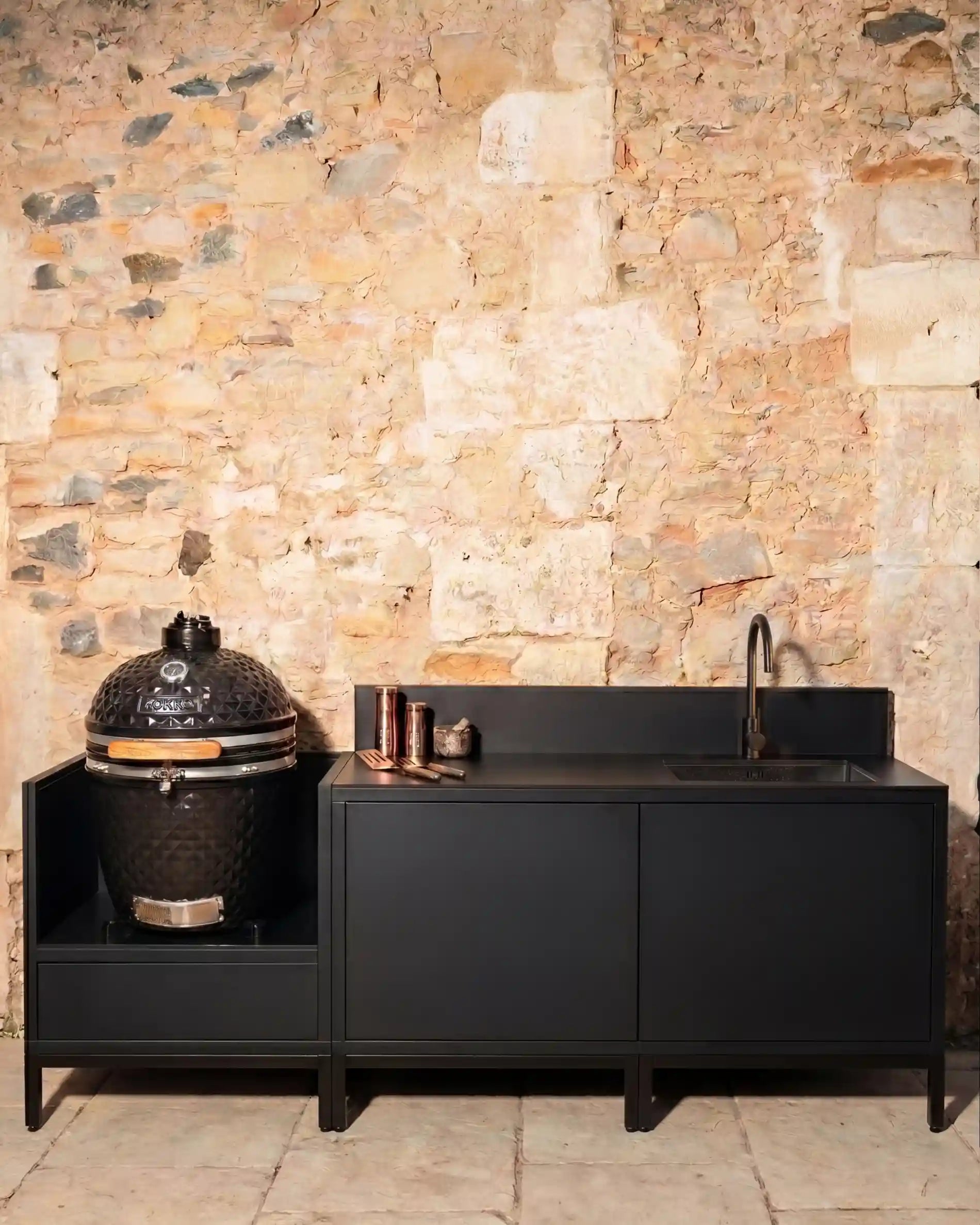 Module évier noir Kokko avec robinet et rangements intégrés
